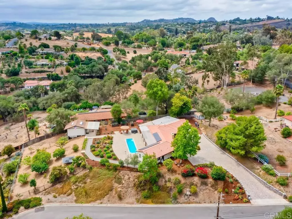 Fallbrook, CA 92028,829 Mackey LN