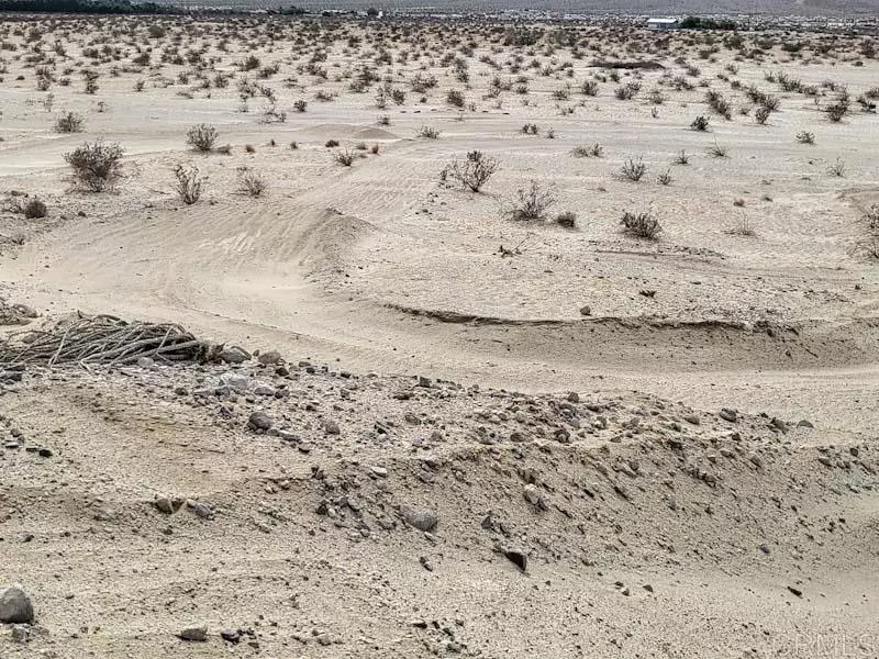 63 Split Mountain RD, Borrego Springs, CA 92004