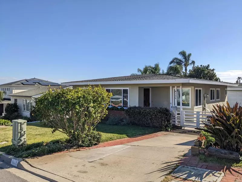 4135 Hill ST, Ocean Beach (san Diego), CA 92107