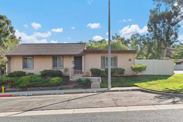 Santee, CA 92071,8701 Wahl ST