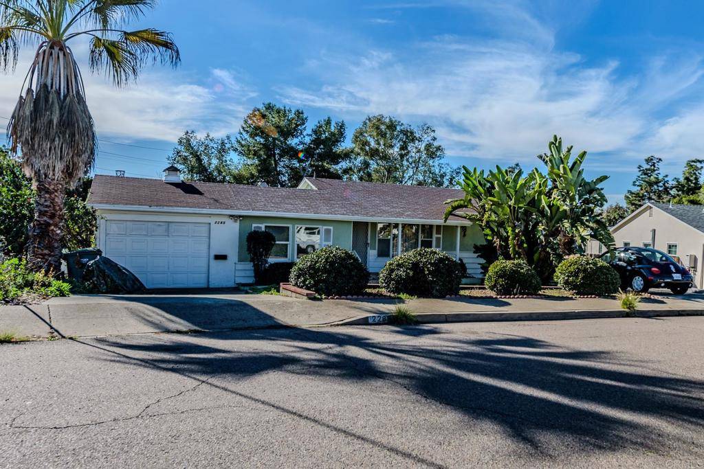 2285 Charles Way, El Cajon, CA 92020