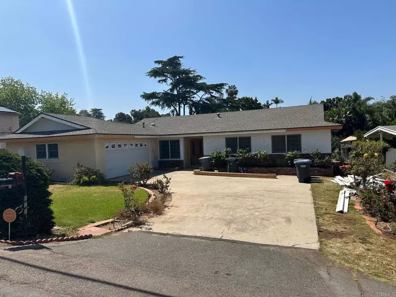 9277 Fletcher Dr., La Mesa, CA 91941