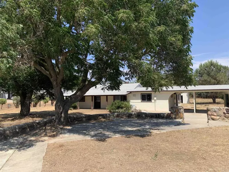 841 Lamar ST, Ramona, CA 92065