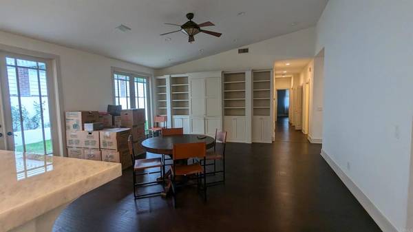 Coronado, CA 92118,610 Adella LN