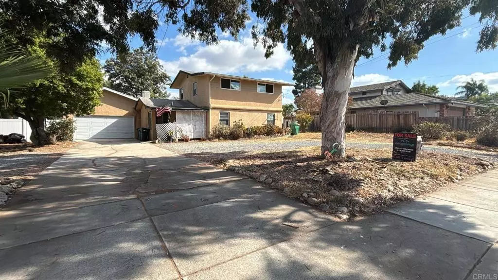 Santee, CA 92071,8621 Atlas view DR