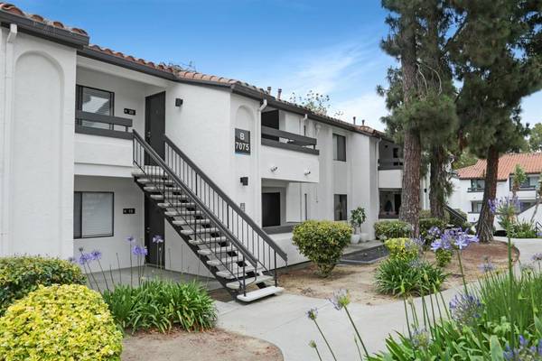 La Jolla, CA 92122,7039 Charmant Dr