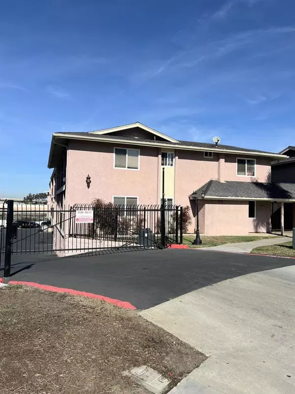 Chula Vista, CA 91910,695 Sea Vale #1B