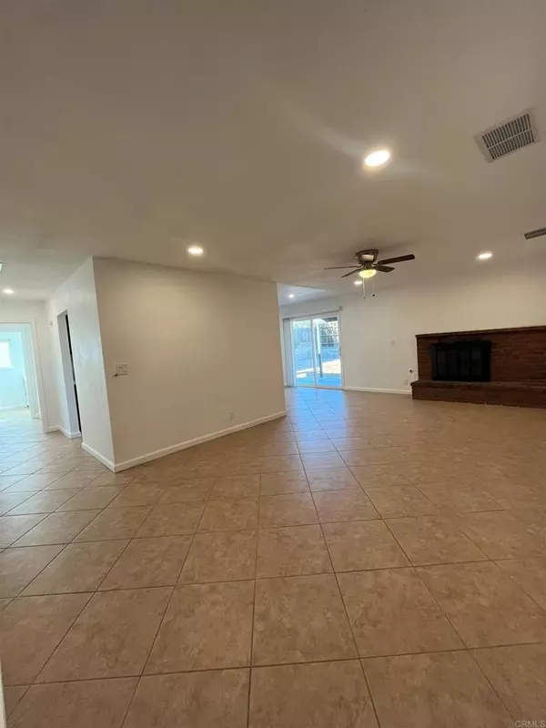 Barstow, CA 92311,910 Palo Verde DR