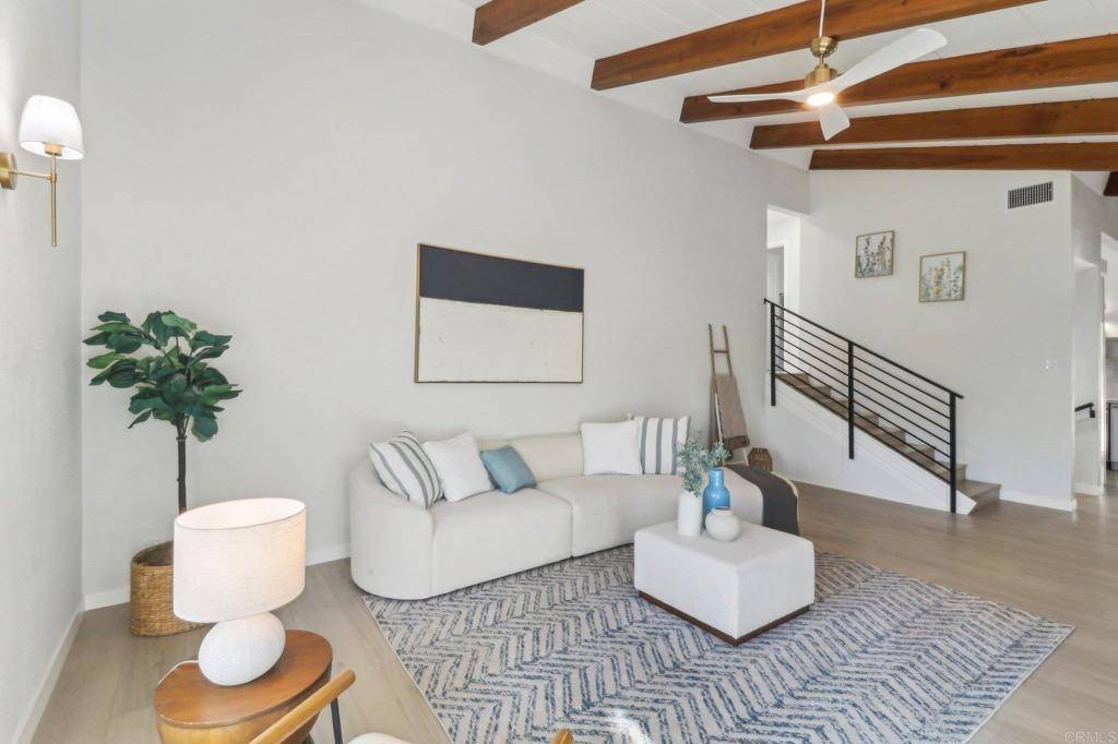 Carlsbad, CA 92008,2030 Chestnut AVE