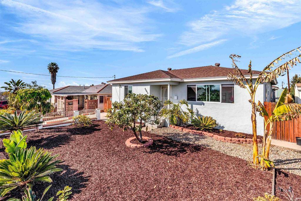 San Diego, CA 92139,6044 Roanoke ST