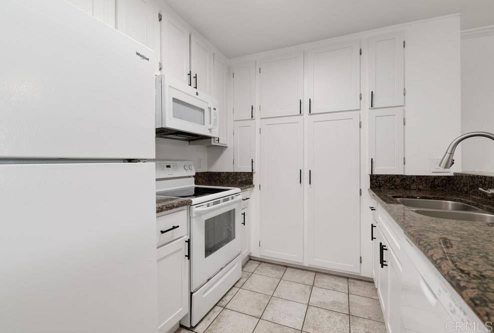 La Mesa, CA 91942,5708 Baltimore DR #376