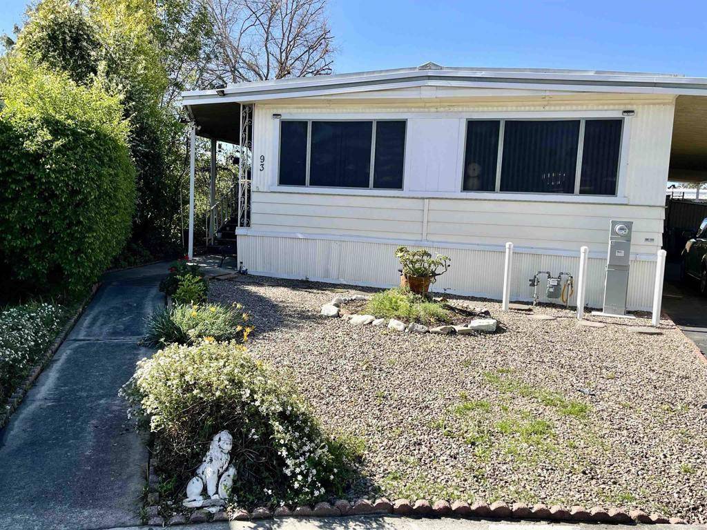 2700 E Valley Parkway #93, Escondido, CA 92027
