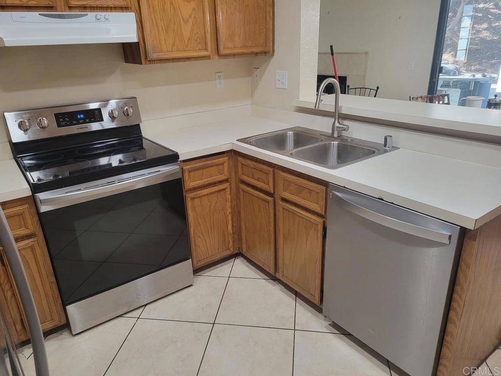 Chula Vista, CA 91910,373 Windjammer