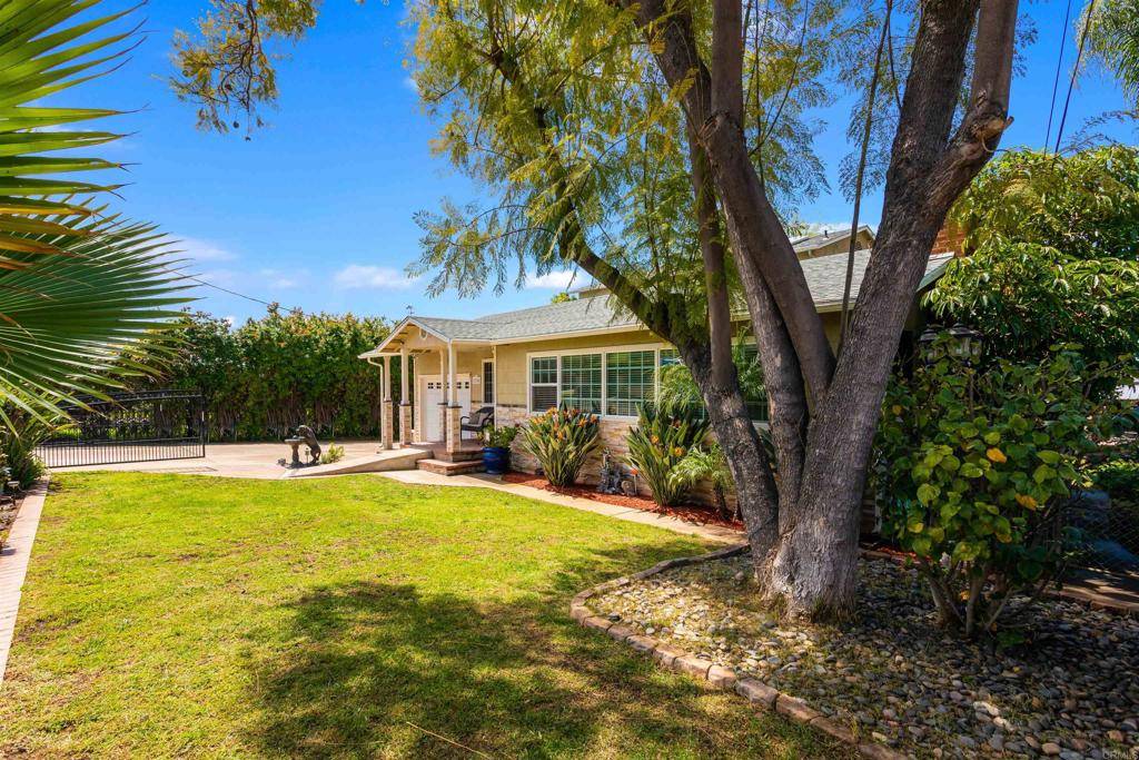 El Cajon, CA 92021,1756 N 1st St