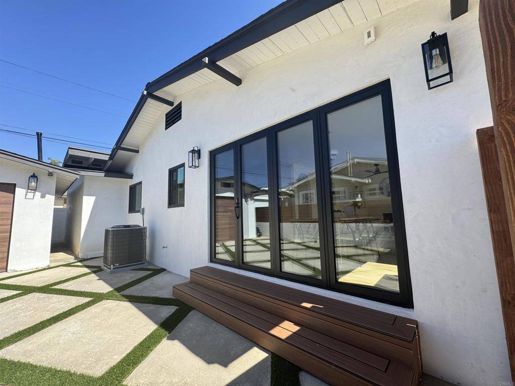 San Diego, CA 92104,3561 Arizona