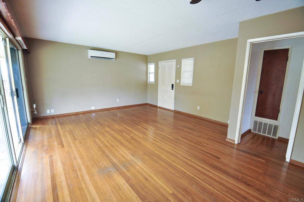 San Diego, CA 92120,6574 Burgundy ST