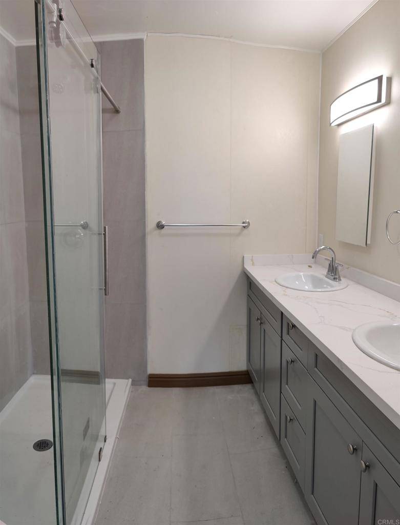 San Diego, CA 92114,5382 Bonita DR
