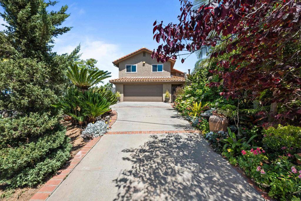 Fallbrook, CA 92028,979 Canyon Heights RD