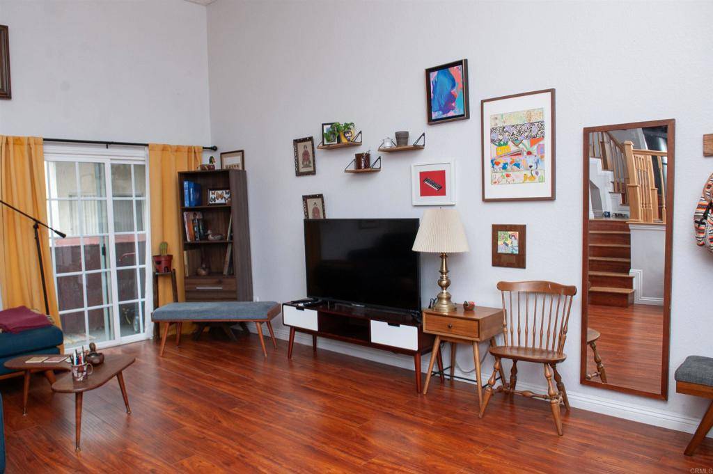 Glendale, CA 91205,1523 E Windsor RD #105B