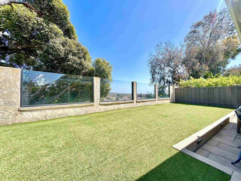 9525 High Park LN, Rancho Penasquitos, CA 92129