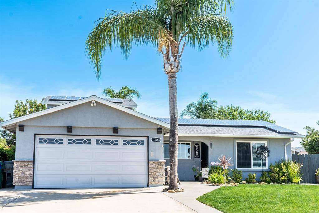 10646 Montura CT, Santee, CA 92071