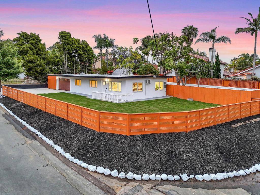 709 Puebla St, Encinitas, CA 92024