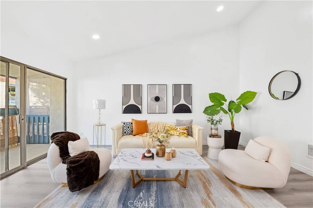 611 S Prospect AVE #203, Redondo Beach, CA 90277