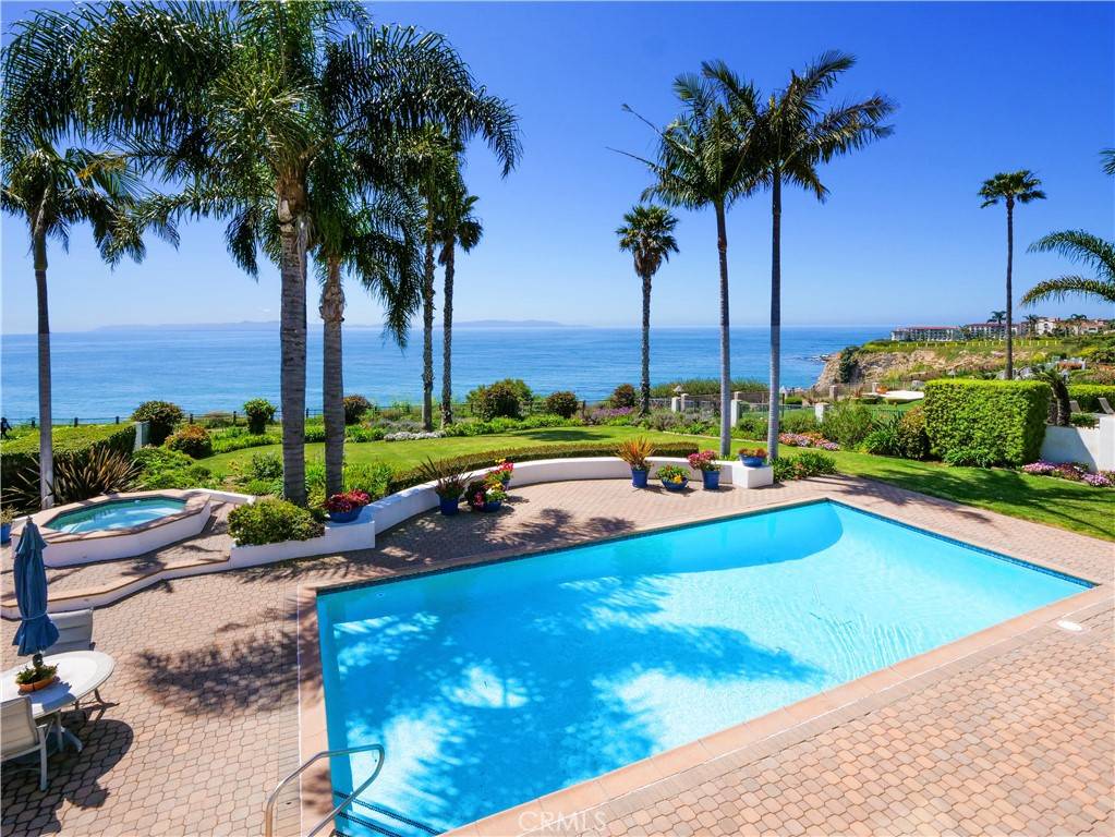Rancho Palos Verdes, CA 90275,6410 Sea Cove DR