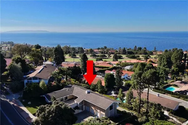 Rancho Palos Verdes, CA 90275,6884 Crest RD