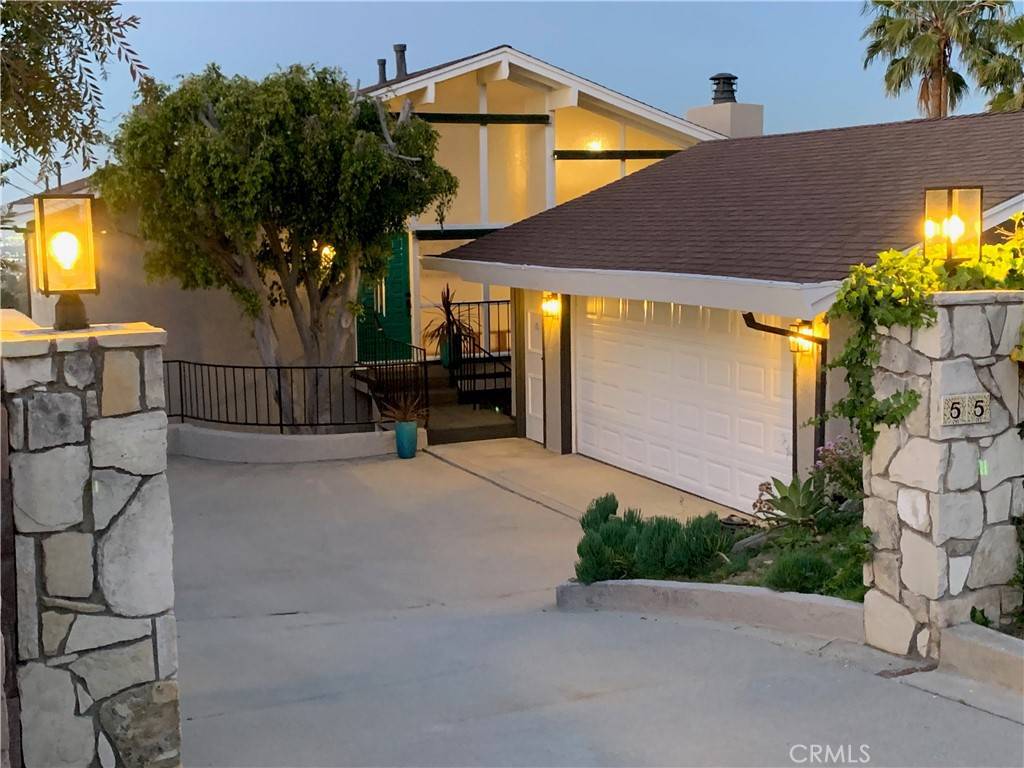 55 Cayuse LN, Rancho Palos Verdes, CA 90275