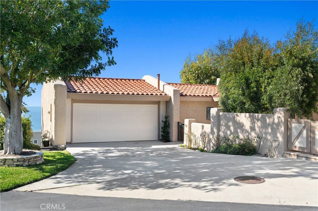 Rolling Hills Estates, CA 90274,19 Coraltree LN