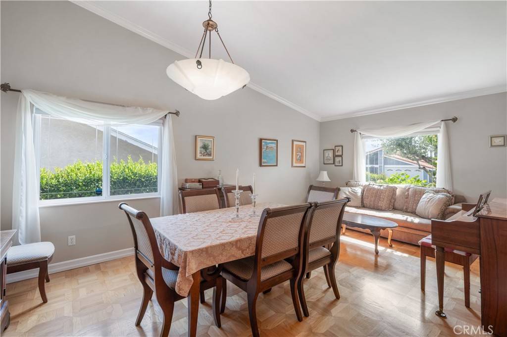 Rancho Palos Verdes, CA 90275,28633 Mount Palomar PL