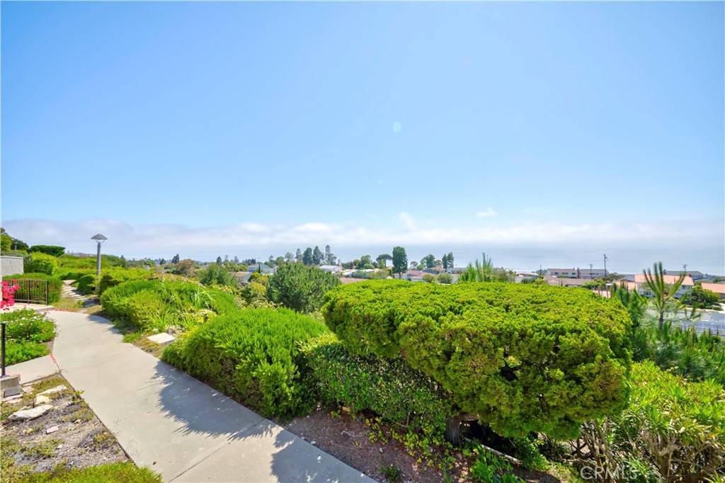 Rancho Palos Verdes, CA 90275,28211 Ridgethorne CT