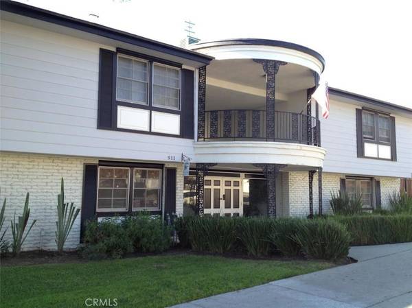 911 N Walnut ST, La Habra, CA 90631