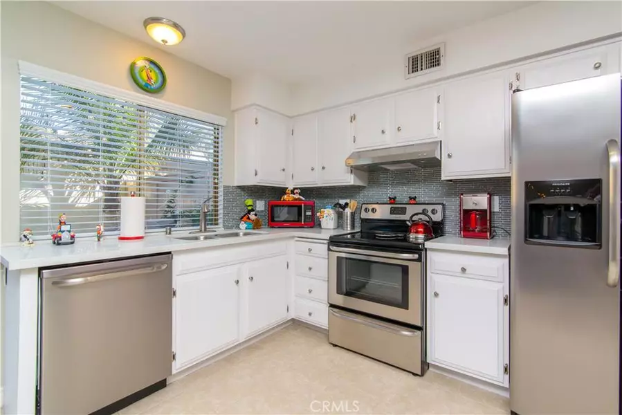 4060 Via Encinas, Cypress, CA 90630