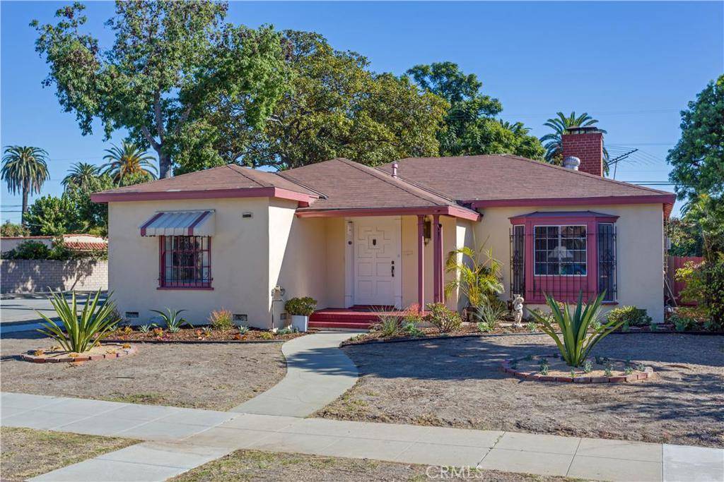 2494 Golden AVE, Long Beach, CA 90806