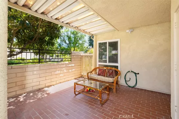 Laguna Woods, CA 92637,2247 Via Mariposa E #H