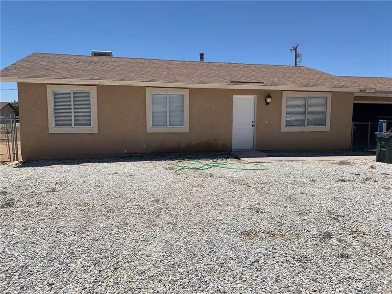 16608 Quinnault RD, Apple Valley, CA 92307