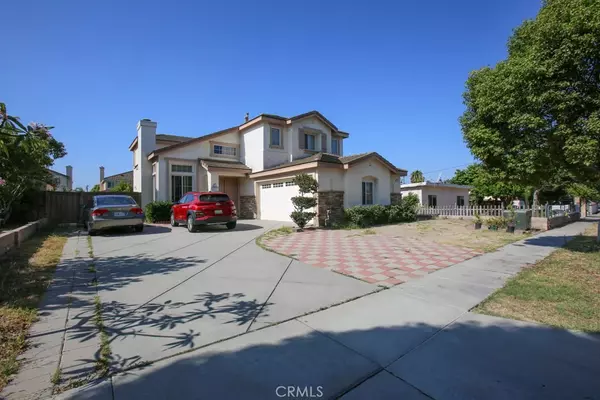 5026 W 7th ST, Santa Ana, CA 92703