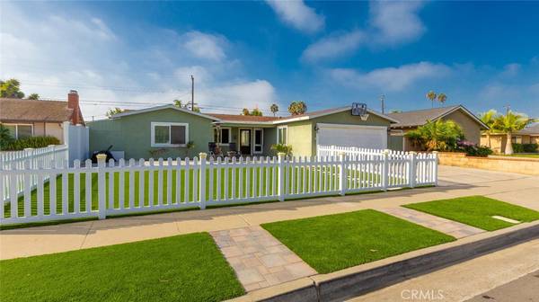 5662 Nevada DR, Huntington Beach, CA 92647