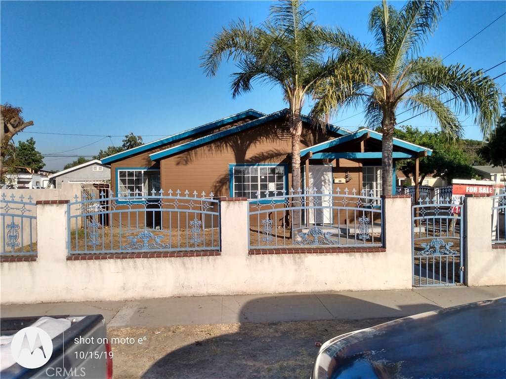 Santa Ana, CA 92704,1613 S Diamond ST