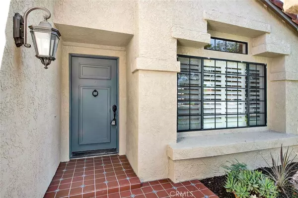 Rancho Santa Margarita, CA 92688,22 Via De La Mesa