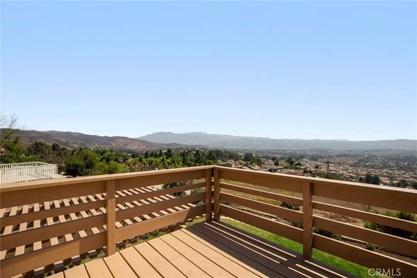 Yorba Linda, CA 92886,3720 Blue Gum