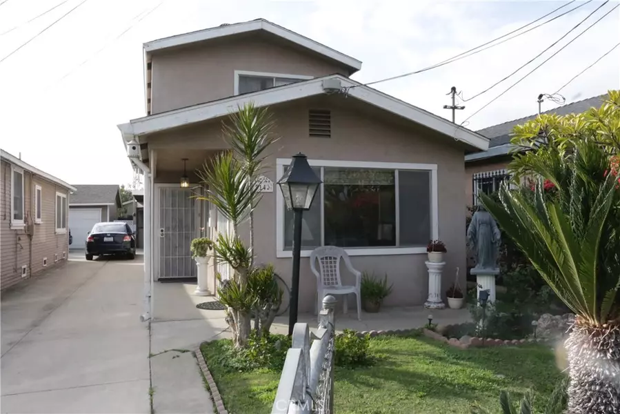 512 N Raitt ST, Santa Ana, CA 92703