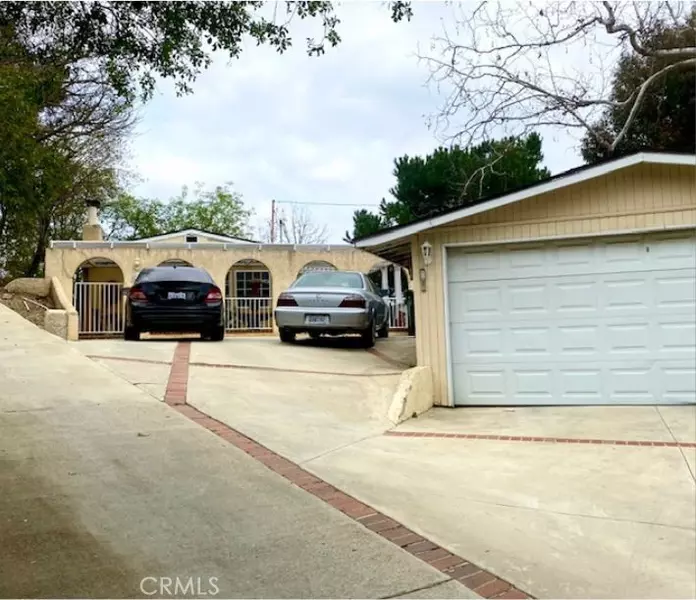 605 West RD, La Habra Heights, CA 90631