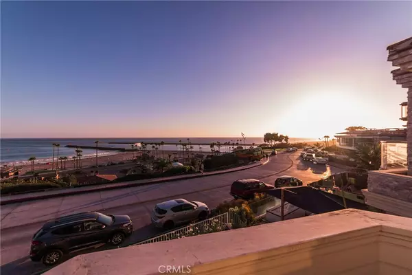 Corona Del Mar, CA 92625,3008 Ocean BLVD