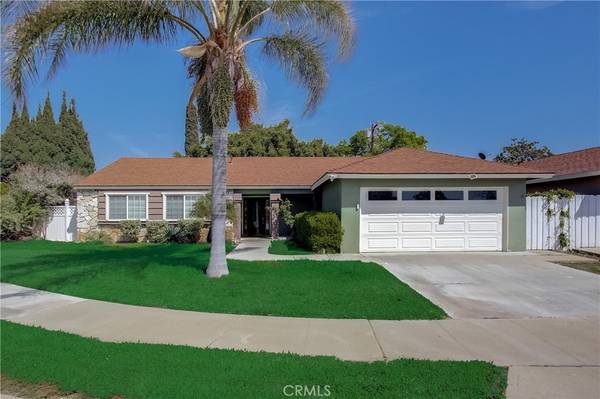 1561 N Fern ST, Orange, CA 92867