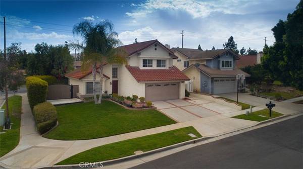 1901 Silverwood CIR, Corona, CA 92881