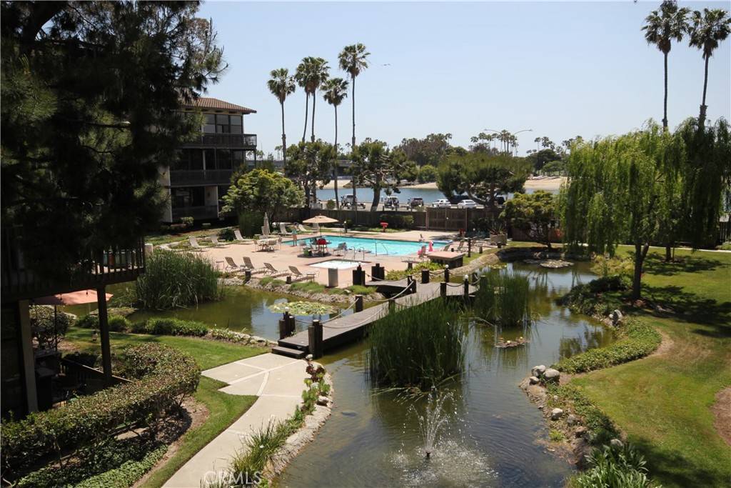 7202 Marina Pacifica DR S, Long Beach, CA 90803