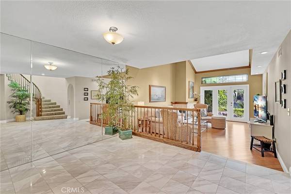 Yorba Linda, CA 92886,5380 Via Maria